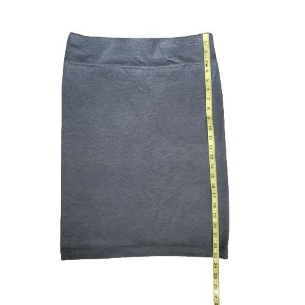 LOFT Outlet Knit Sweater Pencil Skirt Gray Women's Size Medium Petite - Picture 10 of 10